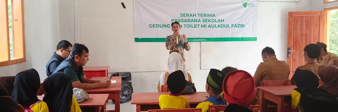 FxPro membantu sekolah mengubahsuai tandas
